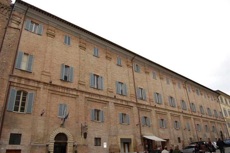 Guest House Domus Urbino Luaran gambar